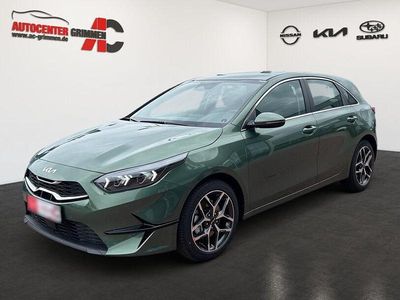 Neu Kia Ceed 140 PS (102 kW) 2026 Grün Kleinwagen