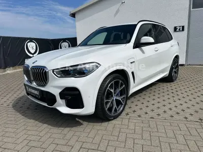 Gebraucht BMW X5 M Sport 394 PS (289 kW) 2022 Alpinweiss iii SUV