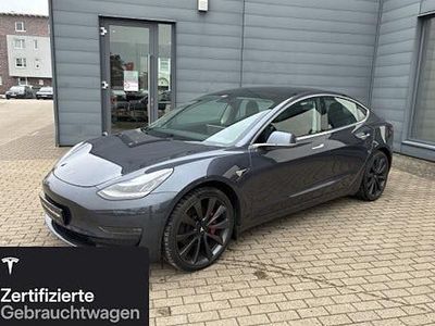 Silber Gebraucht 2020 Tesla Model 3 Performance Limousine | 28.900 € (Fairer Preis)