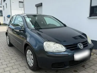 Gebraucht VW Golf IV 102 PS (75 kW) 2005 Blau Kleinwagen