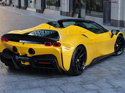 Neu Ferrari SF90 999 PS (734 kW) 2026 Giallo triplo strato Cabrio
