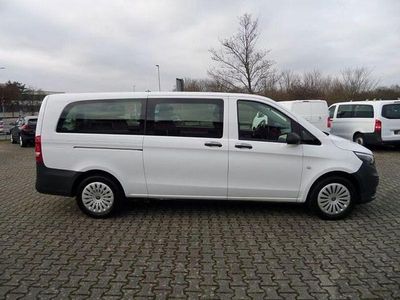 Gebraucht Mercedes Vito 163 PS (119 kW) 2022 Arktikweiss Van