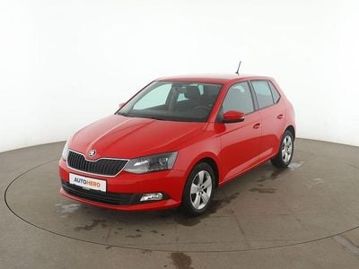 Rot Gebraucht 2018 Skoda Fabia Ambition Limousine | 11.570 € (Fairer Preis)