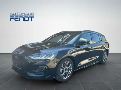 Gebraucht Ford Focus ST-Line X 116 PS (85 kW) 2024 Agate black pearl metallic Kombi