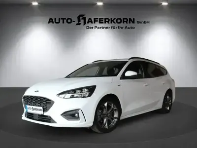 Begagnad Ford Focus ST-Line 150 HK (110 kW) 2022 Vit Sedan