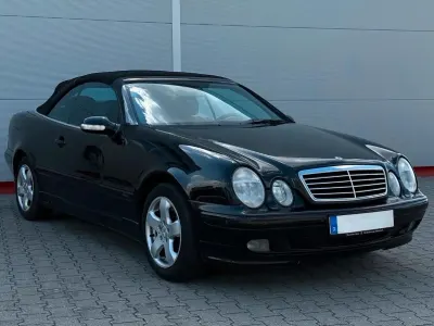 Gebraucht Mercedes CLK320 Avantgarde 218 PS (160 kW) 2002 Schwarz Cabrio