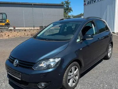 Gebraucht VW Golf Plus Cross Match 105 PS (77 kW) 2012 Blau Limousine