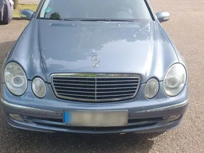 Gebraucht Mercedes E320 Avantgarde 224 PS (164 kW) 2005 Kombi