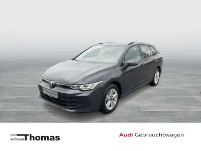 Gebraucht VW Golf VIII Life 116 PS (85 kW) 2024 Uranograu Kombi