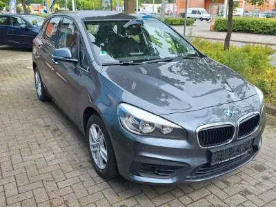 Gebraucht BMW 218 Basis 136 PS (100 kW) 2015 Grau Kombi