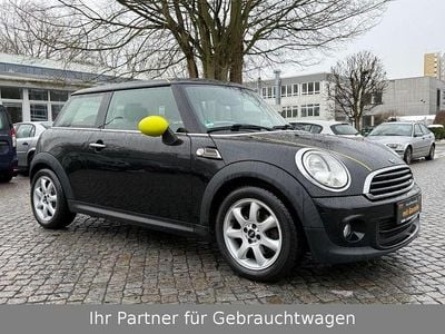 Gebraucht Mini Cooper 75 PS (55 kW) 2013 Schwarz Kleinwagen