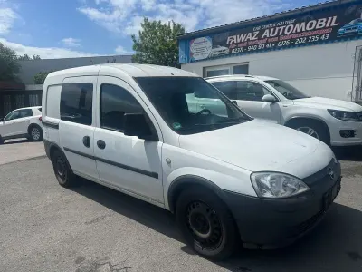 Gebraucht Opel Combo 97 PS (71 kW) 2006 Weiß Van / Kleinbus
