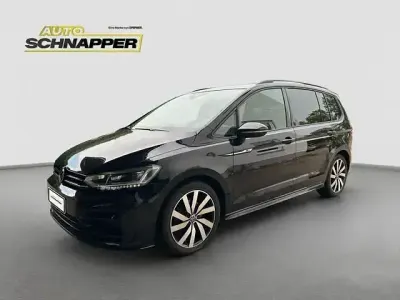 Gebraucht VW Touran Highline 150 PS (110 kW) 2023 Schwarz Van / Kleinbus