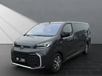 Second-hand Toyota Proace Verso Team 177 CP (130 kW) 2024 Gri Break