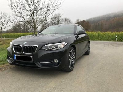 BMW 225