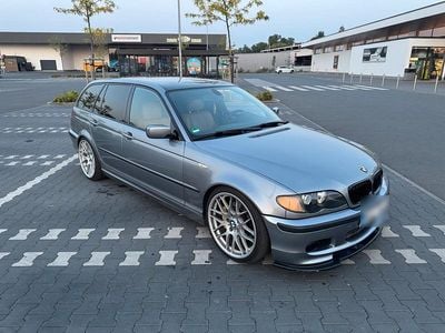 Usata BMW 330 231 CV (169 kW) 2003 Grigio Station wagon