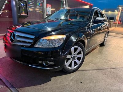 Gebraucht Mercedes C200 Avantgarde 136 PS (100 kW) 2008 Schwarz Kombi