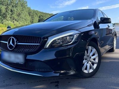 gebraucht Mercedes A200 d 4MATIC Style DCT Style