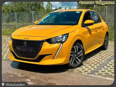 Gebraucht Peugeot 208 Allure 101 PS (74 kW) 2020 Gelb Kleinwagen