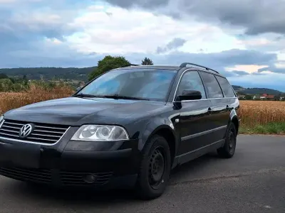 Gebraucht VW Passat 131 PS (96 kW) 2002 Schwarz Kombi