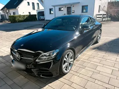 Gebraucht Mercedes C200 AMG line 185 PS (136 kW) 2020 Schwarz Coupé