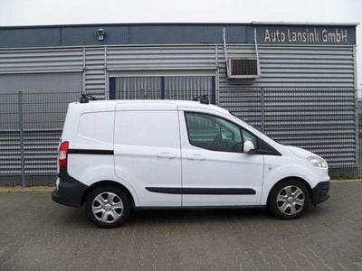 Gebraucht Ford Transit Courier 95 PS (69 kW) 2017 Weiß Van