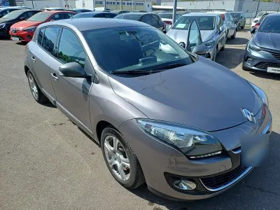 Gebraucht Renault Mégane III 110 PS (80 kW) 2012 Grau Limousine