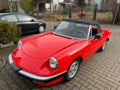 Gebraucht Alfa Romeo Spider 131 PS (96 kW) 1986 Rot Cabrio