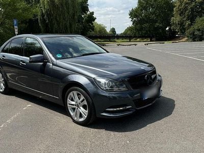 Mercedes C200