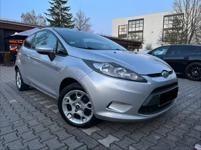 Usata Ford Fiesta 60 CV (44 kW) 2009 Grigio Utilitaria