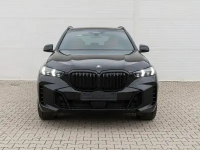 Gebraucht BMW X5 M Sport 489 PS (359 kW) 2024 Schwarz SUV