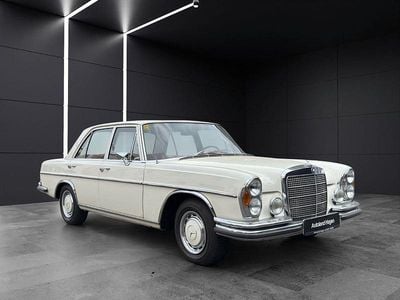 Gebraucht Mercedes 280 140 PS (102 kW) 1970 Weiß Limousine
