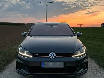 Gebraucht VW Golf VII GTI 230 PS (169 kW) 2017 Grau Limousine