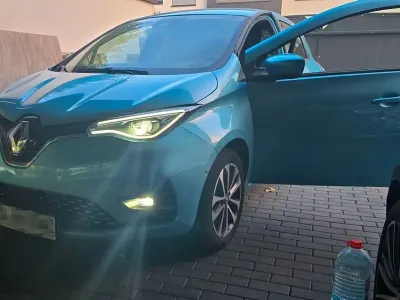 Gebraucht Renault Zoe Intens 100 kW (136 PS) 2021 Blau Kleinwagen