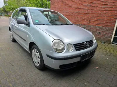 Gebraucht VW Polo 54 PS (39 kW) 2005 Silber Kleinwagen