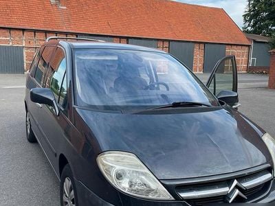 Citroën C8