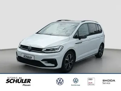 Gebraucht VW Touran Highline 150 PS (110 kW) 2022 Weiß (pure white) Van / Kleinbus