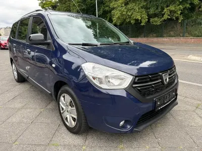 Gebraucht Dacia Lodgy Comfort 116 PS (85 kW) 2019 Blau Van / Kleinbus