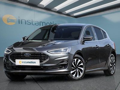 Neu Ford Focus Titanium 155 PS (114 kW) 2025 Grau Limousine