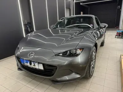 Używany Mazda MX5 Exclusive-Line 160 KM (117 kW) 2017 Szary Kabriolet