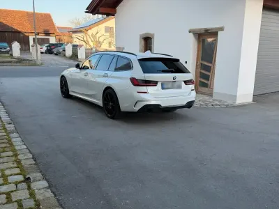 Usata BMW 320 Shadowline 190 CV (139 kW) 2022 Bianco Station wagon