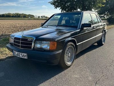 Gebraucht Mercedes 190 160 PS (117 kW) 1991 Schwarz Limousine