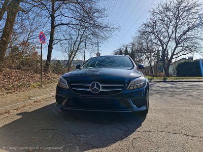Second-hand Mercedes C180 156 CP (114 kW) 2019 Negru Berlinǎ