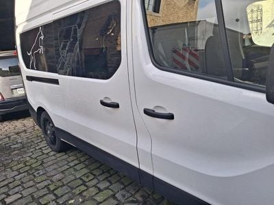 Gebraucht Renault Trafic 125 PS (91 kW) 2017 Weiß Van / Kleinbus