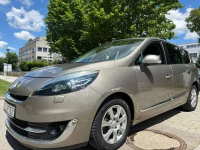 Gebraucht Renault Scénic III Dynamique 140 PS (102 kW) 2013 Stone Van / Kleinbus