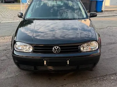 Gebraucht VW Golf IV 75 PS (55 kW) 2003 Schwarz Limousine