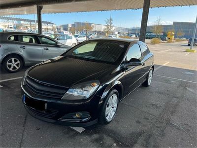 Opel Astra GTC