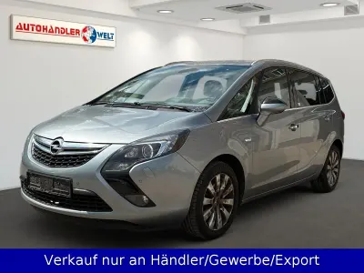 Gebraucht Opel Zafira Tourer Innovation 165 PS (121 kW) 2013 Silbersee/perl silber (m2) Van / Kleinbus
