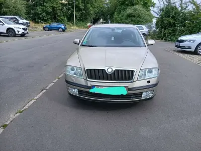 Gebraucht Skoda Octavia Elegance 150 PS (110 kW) 2005 Gelb Limousine