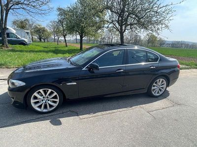 Second-hand BMW 523 204 CP (150 kW) 2010 Negru Berlinǎ